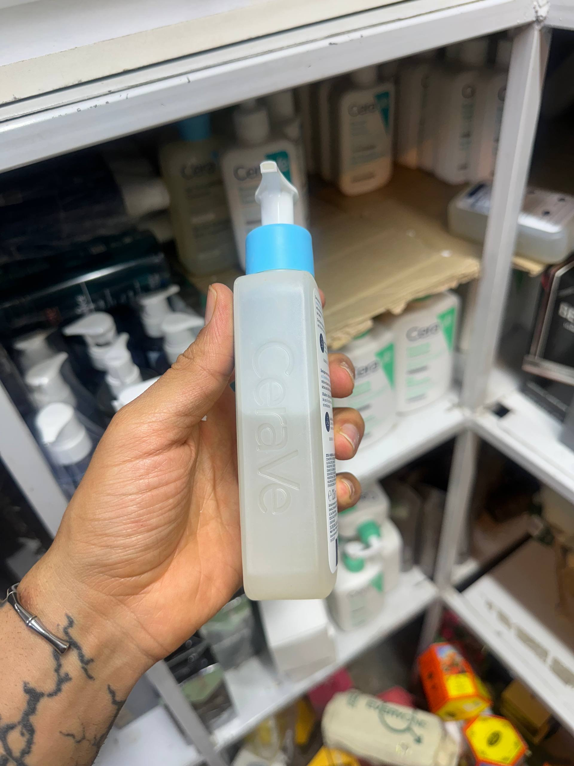 CeraVe SA Smoothing Cleanser